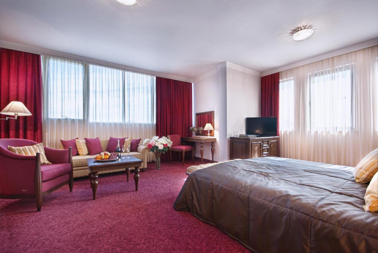 Hotel Chiirite Plovdiv Bagian luar foto