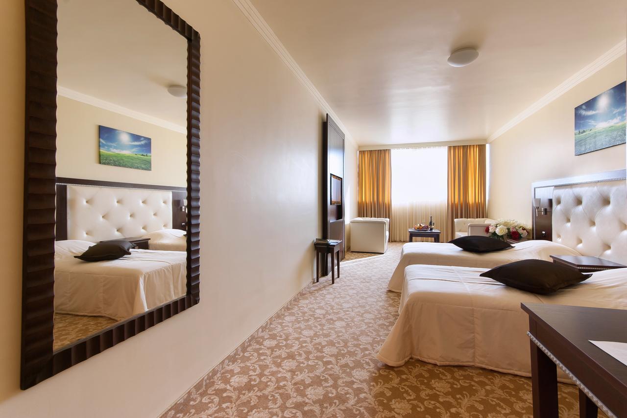 Hotel Chiirite Plovdiv Bagian luar foto