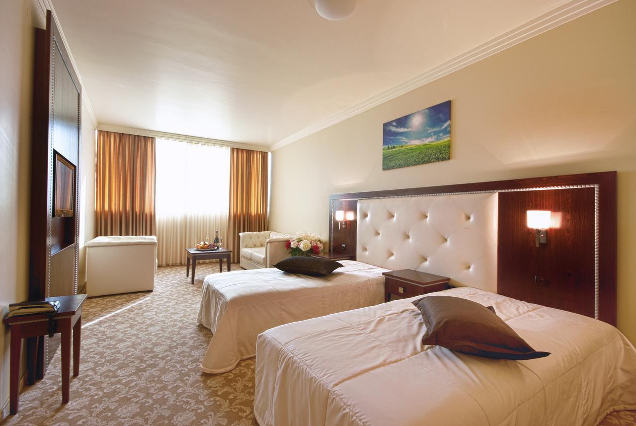 Hotel Chiirite Plovdiv Bagian luar foto